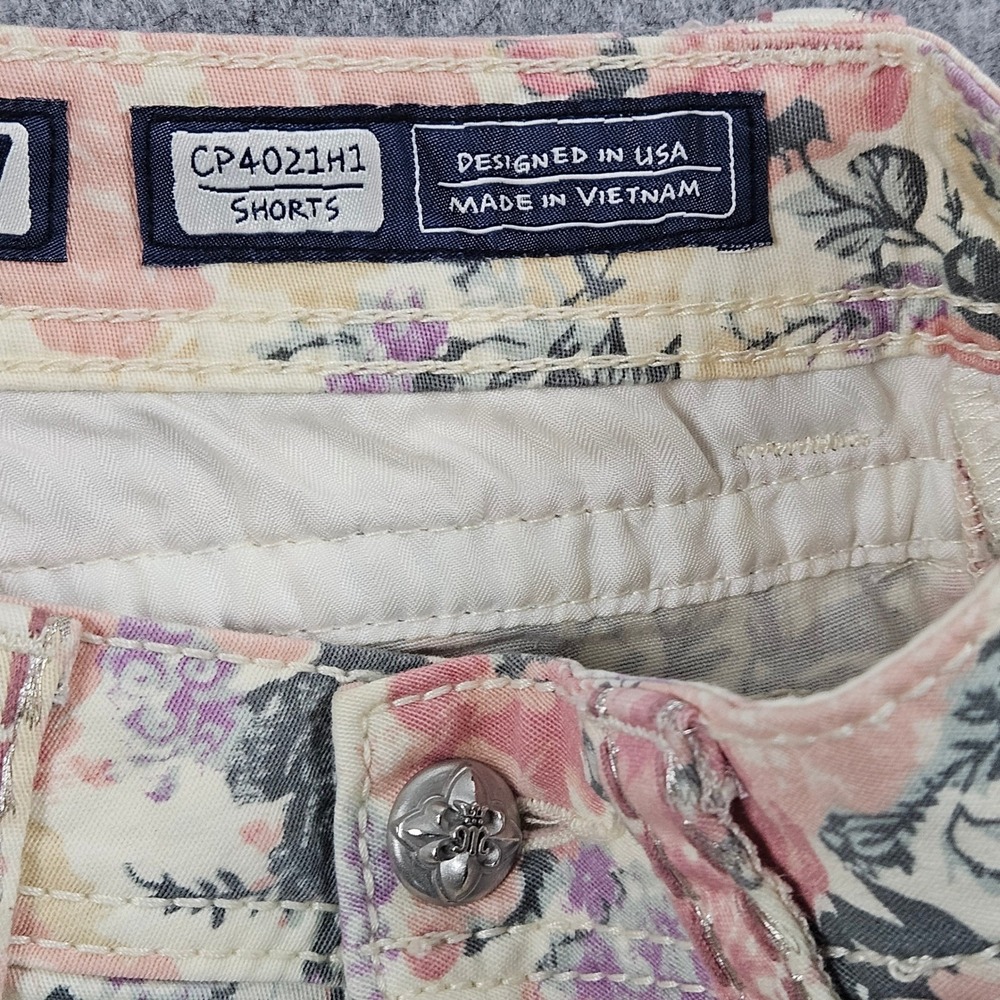 Miss Me Rose Print Floral Cargo Shorts Size 27 Pink Purple CP4021H1 Frayed Hem - Picture 7 of 7